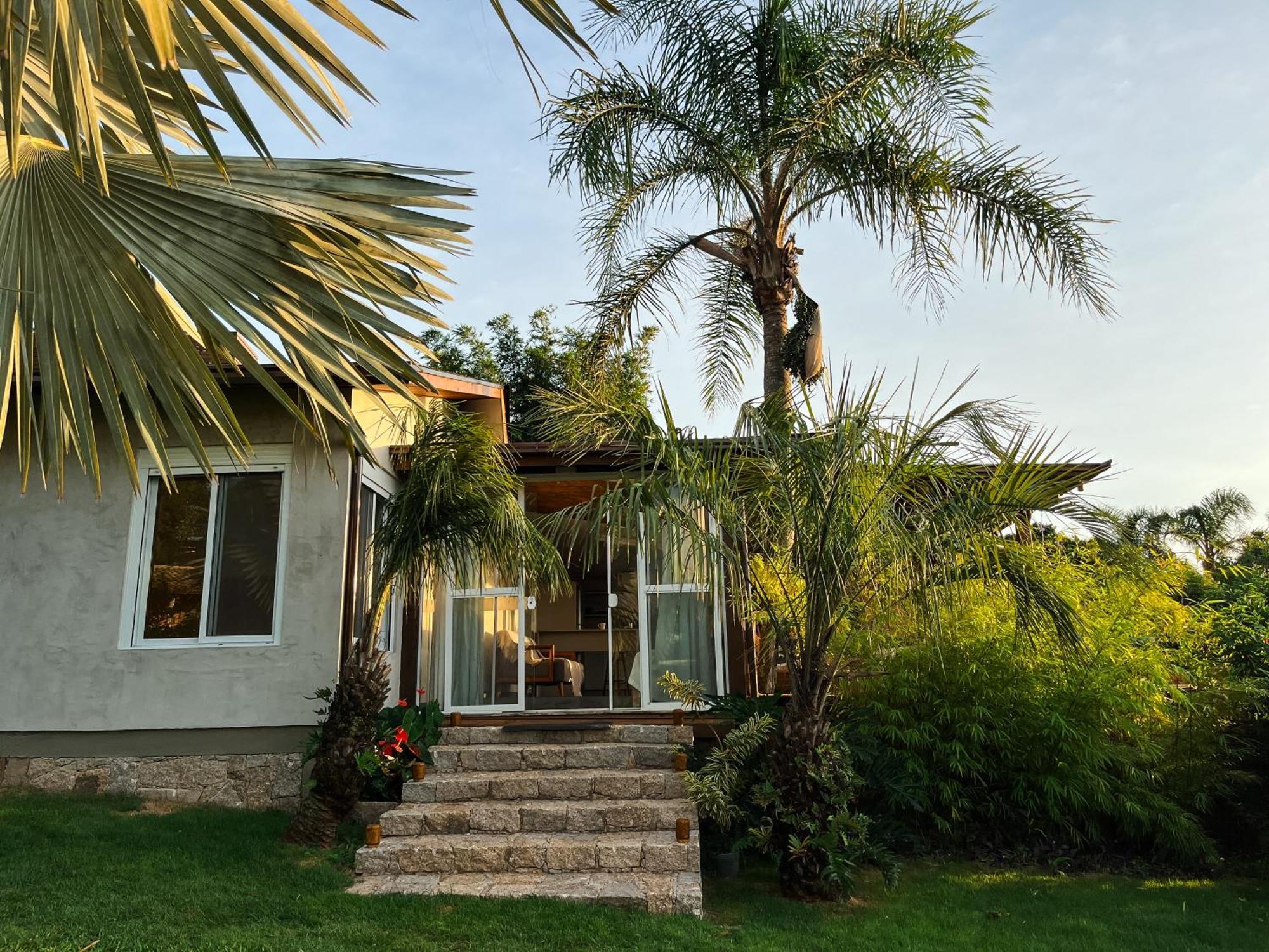 Maison d'hôtes Fazenda Do Rosa à Praia do Rosa Extérieur photo